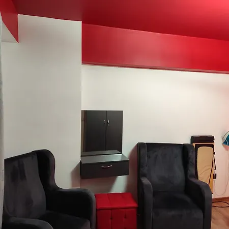 The Sweet Building Esso Apartment *