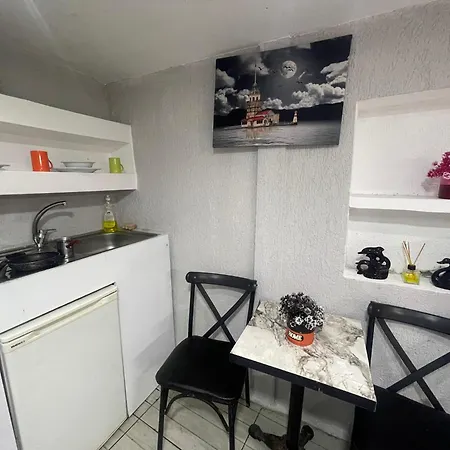 Taksim Centre Mansion Apartment