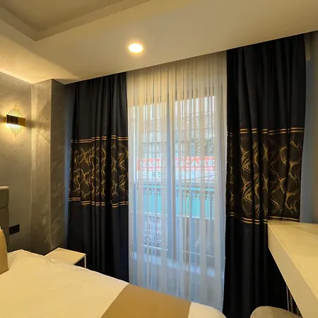 White Palace Halic Aparthotel *