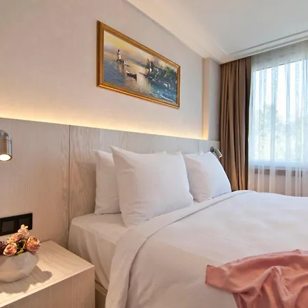 Hotel Xloft 3*
