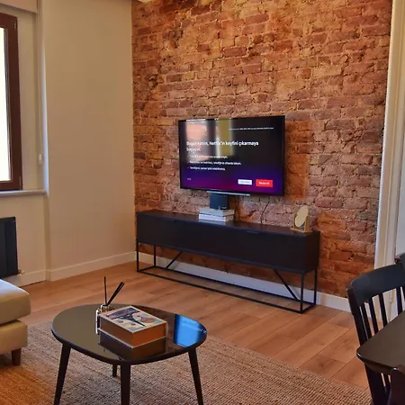 Appartamento Cozy Renovated 3br Near Taksim- Santur D10