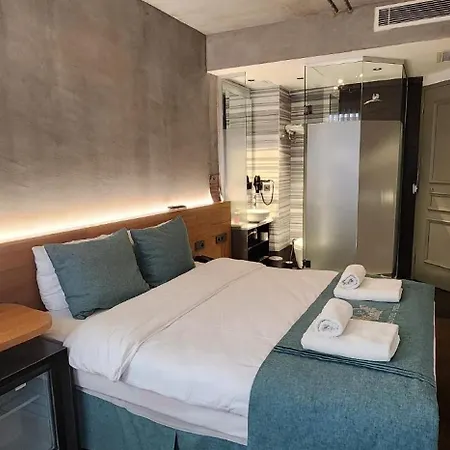 Hotel Aleksandr Pera 3*