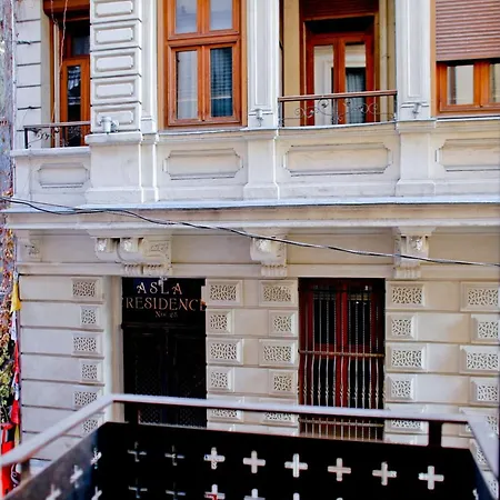 Aleksandr Pera Hotel