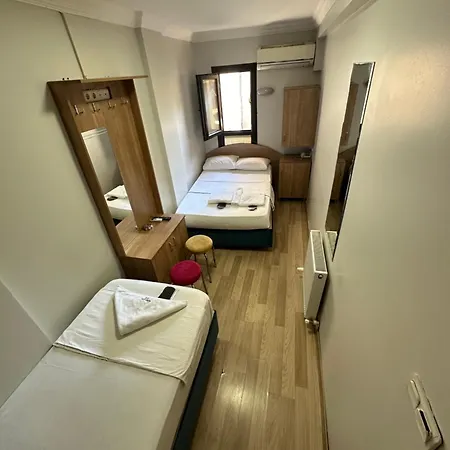 Kent Hotel *