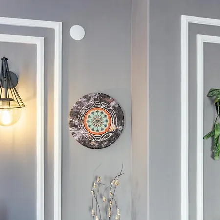 Flat With Excellent Location In Nisantasi Istanbul