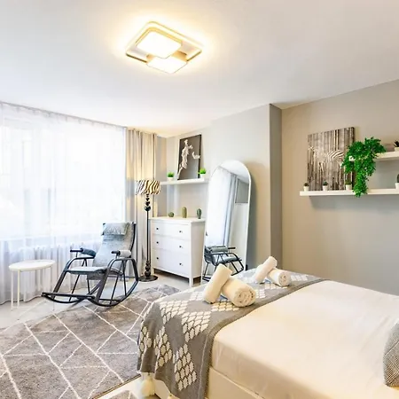Flat With Excellent Location In Nisantasi Istanbul