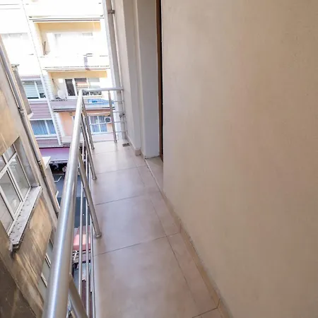 Apartment Lavin & *