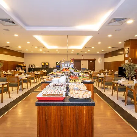 Grand S Hotel 4*