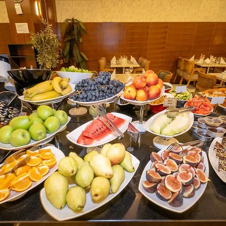 Grand S Hotel 4*