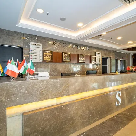 Grand S Hotel