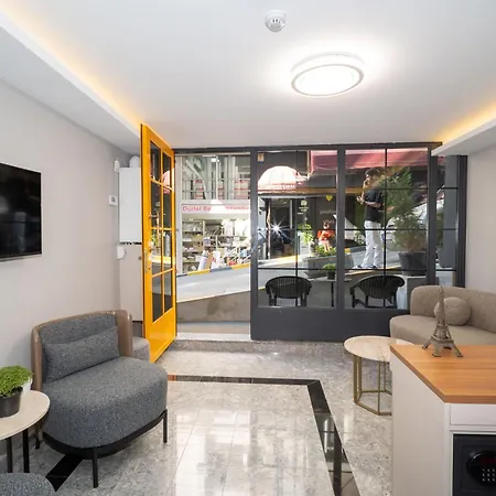 Hotel Robin *