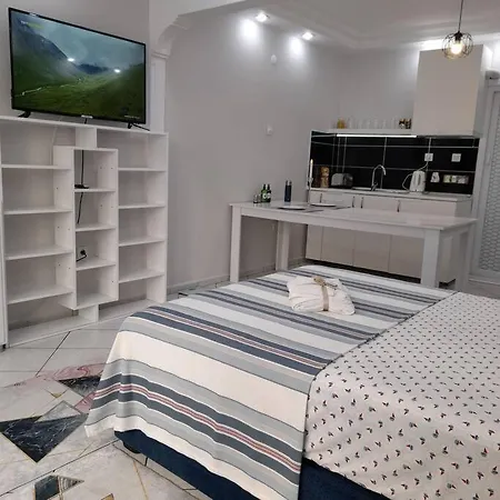 Studio Nakkastepe. * Istanbul
