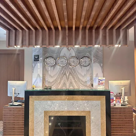 Sapphire Estambul