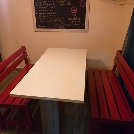 Hostel Taxım *
