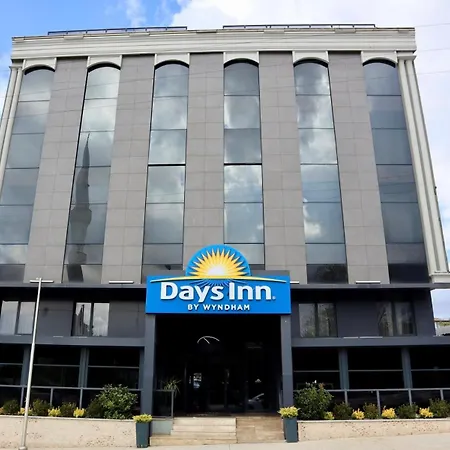 Hotel Days By Wyndham Arnavutkoy 3*