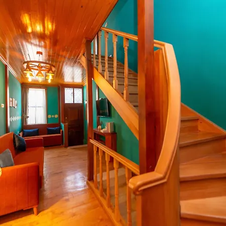Brown Mansion Oldcity Hotell