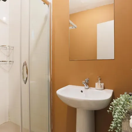 Triplex In The Heart Of Taksim For Big Groups And Familes Apartment