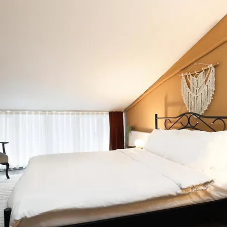 Triplex In The Heart Of Taksim For Big Groups And Familes Istanbul