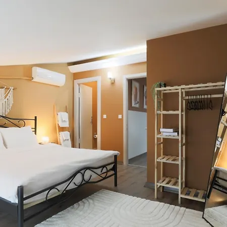 Triplex In The Heart Of Taksim For Big Groups And Familes Apartment