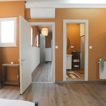 Triplex In The Heart Of Taksim For Big Groups And Familes *