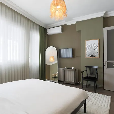 Triplex In The Heart Of Taksim For Big Groups And Familes * Istanbul