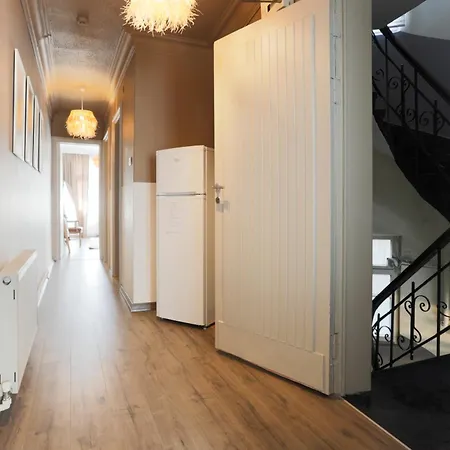 Triplex In The Heart Of Taksim For Big Groups And Familes Apartment
