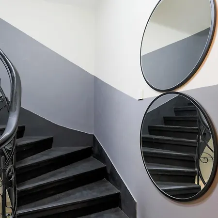 Triplex In The Heart Of Taksim For Big Groups And Familes *