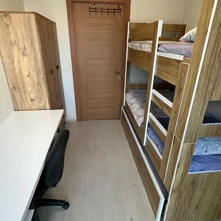 Kristal Apartment