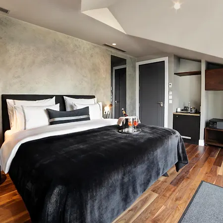 Hotel 39 Kalamis Marina & Restaurant Istanbul
