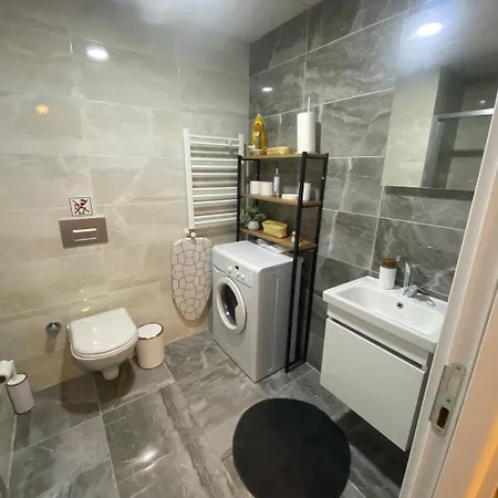 Cosy Awesome Furnished Apartment Istanbul
