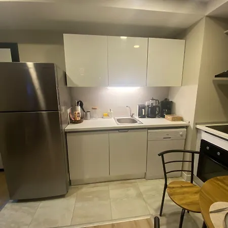 Cosy Awesome Furnished *