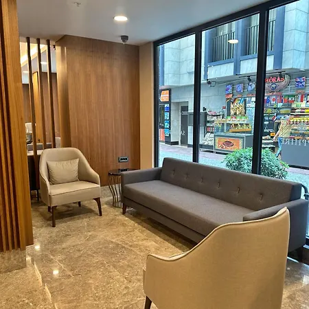 Sapphire Hotel