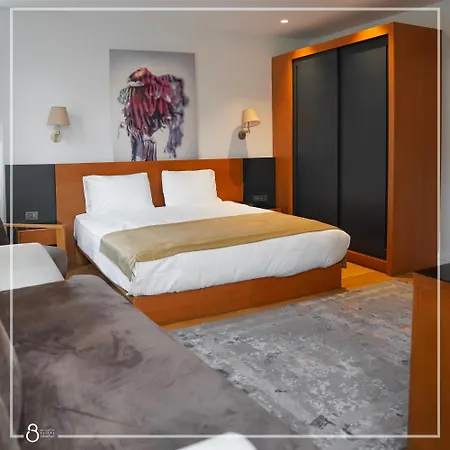 Misafir 8 Hotel