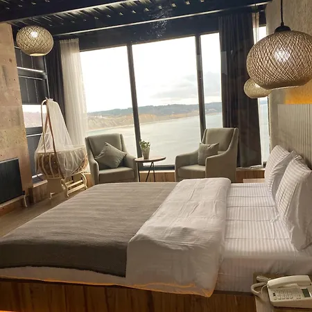 Marina Fener & Hotel *