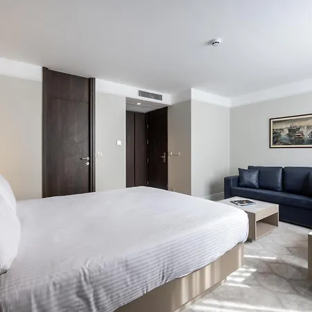Otel Noble Pangalti
