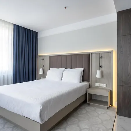 Otel Noble Pangalti *