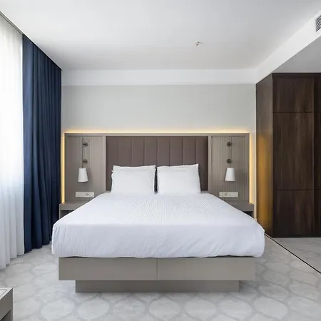 Noble Pangalti Otel
