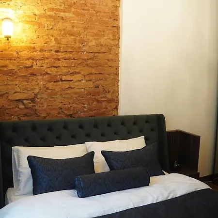 Beyoglu'nda Tarihi Apartment Istanbul