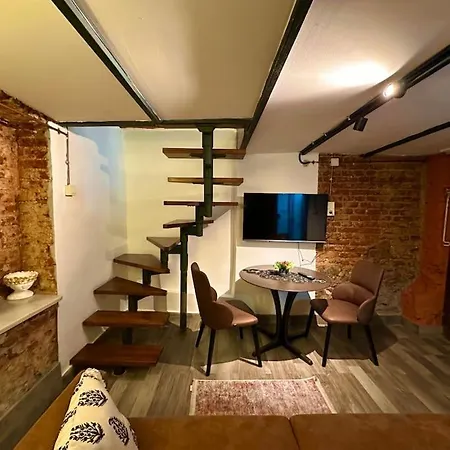Beyoglu'nda Tarihi Istanbul