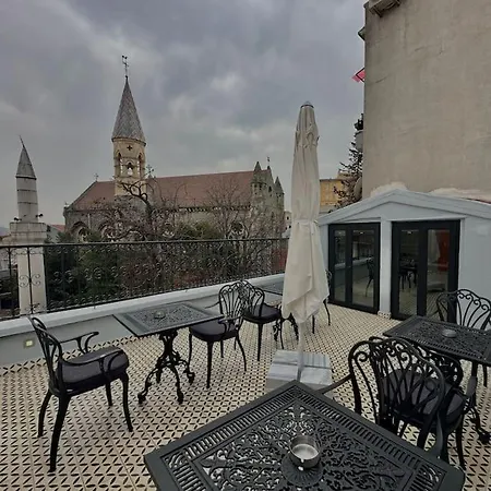 Beyoglu'nda Tarihi Istanbul