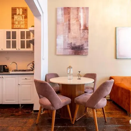Apartment Smashing Flat At The Heart Of Galata Istanbul