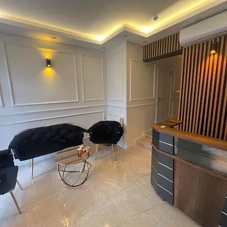 Ninova Boutique