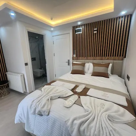Ninova Boutique 3*