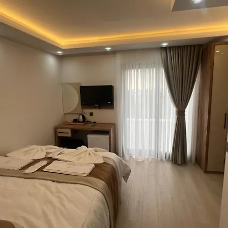 Hotel Ninova Boutique 3*