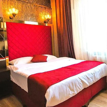 Kaya Royal Tiyatro Caddesi 3*
