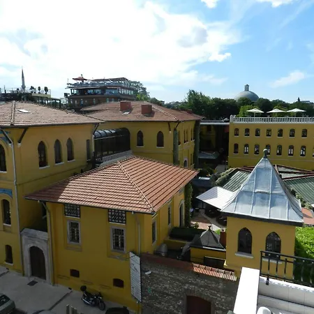 Berk - Grandma's House Hotel 3*