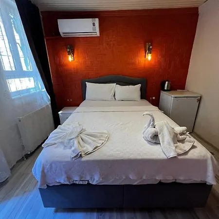 Hotel Taksim Bricktown *