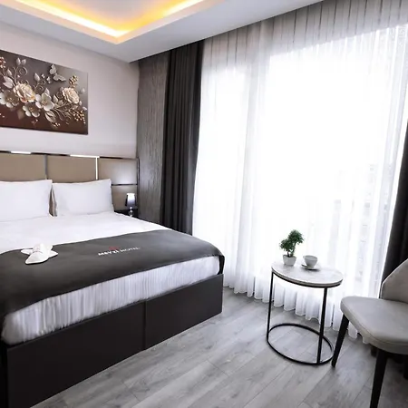 Meyzi 3* Isztambul