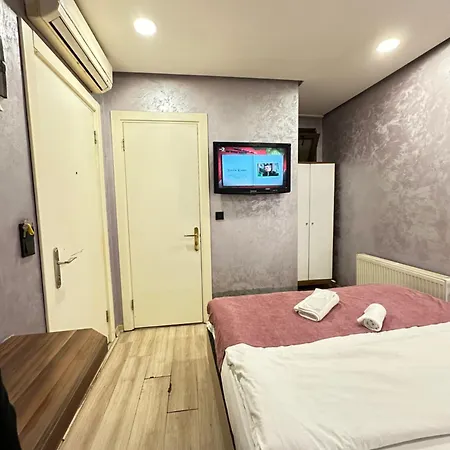 Taxim Alyon Otel