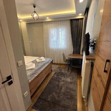 Ayd Beyoglu Taksim * Istanbul